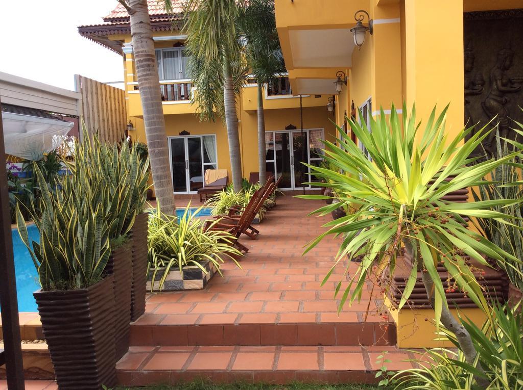 Ramchang Guesthouse Battambang Esterno foto